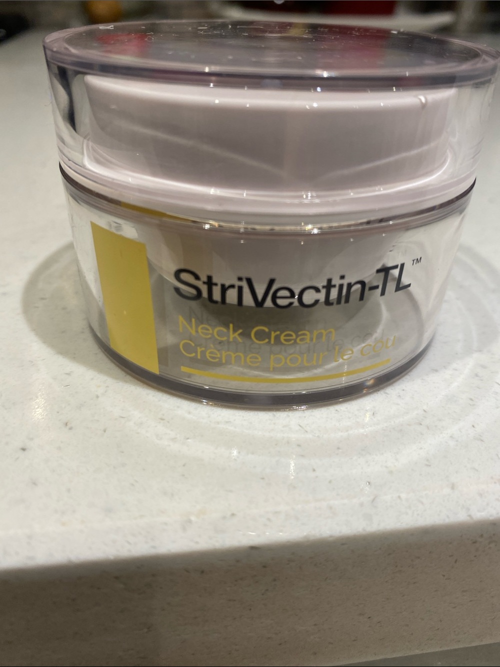 StriVectin Neck Tightening cream 40ml - Picture 2 of 7